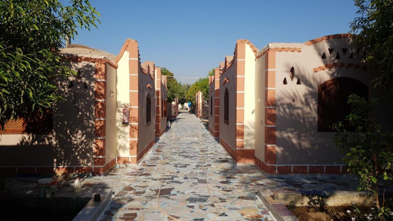 فندق البعيرات الأقصر المظهر الخارجي الصورة